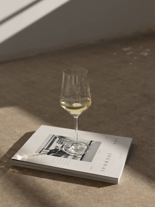 DOGS AND WINE MAKE ME FINE | Weinglas 55cl - RudisRudel