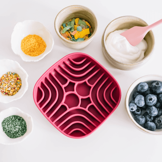 MINI MAZE | Schleckmatte burgundy - RudisRudel