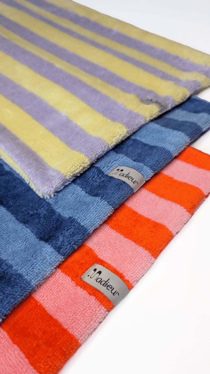 SUNSTRIPES | Pfotentuch flieder/gelb - RudisRudel