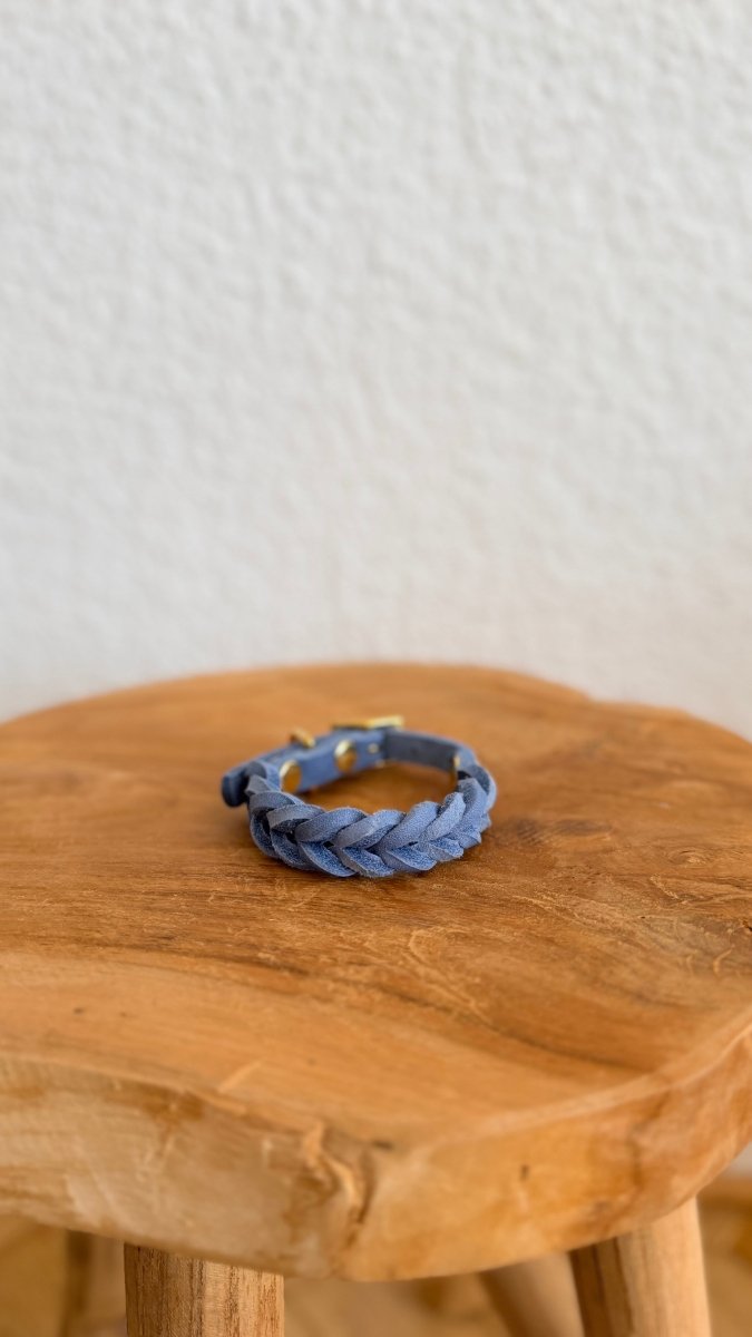 geflochtenes Mini - Halsband Fettleder 10mm PASTELLBLAU HU 20 - RudisRudel